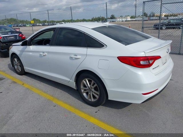 Hyundai SONATA SE 2016 5NPE24AF6GH332354 Image 3