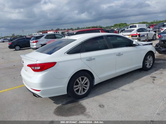 Hyundai SONATA SE 2016 5NPE24AF6GH332354 Image 4