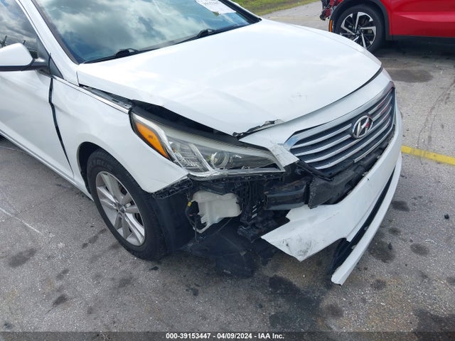 Hyundai SONATA SE 2016 5NPE24AF6GH332354 Image 6