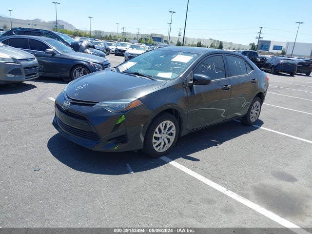 Toyota COROLLA LE 2017 5YFBURHE4HP714474 Image 2