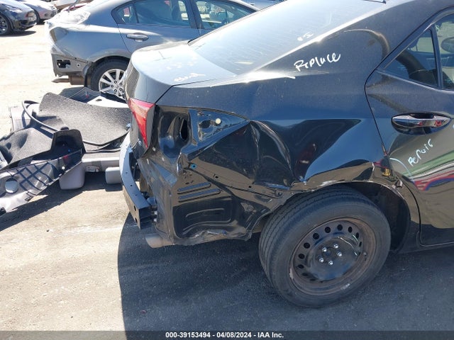 Toyota COROLLA LE 2017 5YFBURHE4HP714474 Image 6