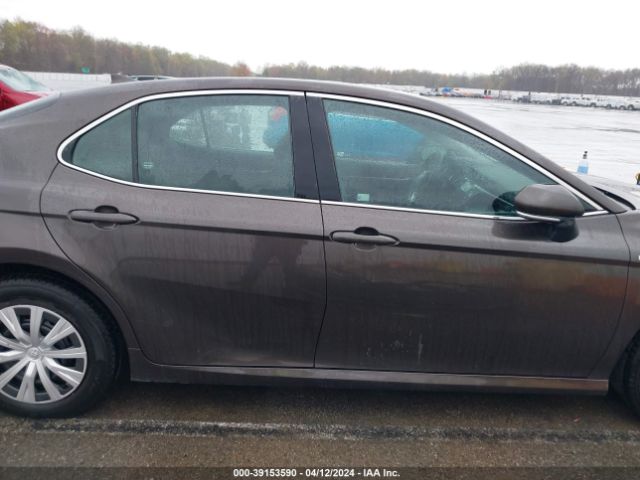 4T1B31HK5KU513036 Toyota Camry Hybrid Le