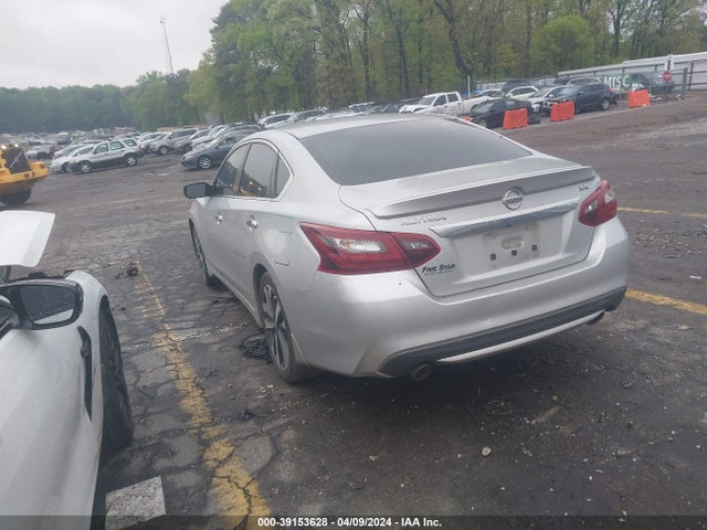 Nissan Altima 2.5 Sr 2017 1N4AL3AP8HC161219 Image 3