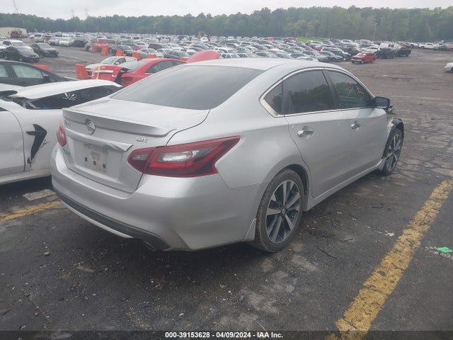 Nissan Altima 2.5 Sr 2017 1N4AL3AP8HC161219 Image 4