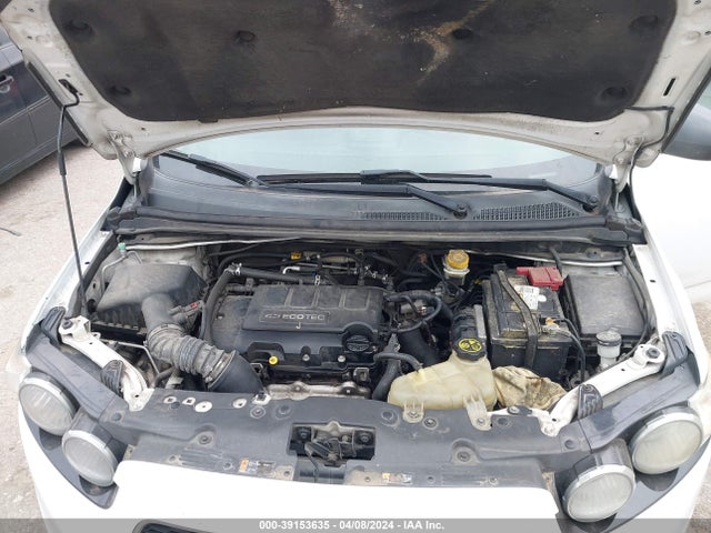 Chevrolet Sonic Rs Manual 2014 1G1JH5SB4E4176048 Image 10