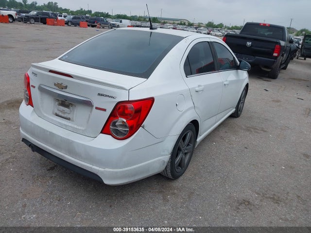 Chevrolet Sonic Rs Manual 2014 1G1JH5SB4E4176048 Image 4