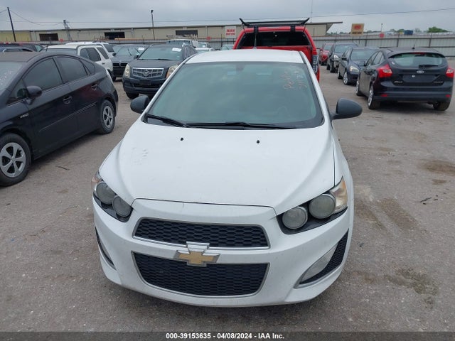 Chevrolet Sonic Rs Manual 2014 1G1JH5SB4E4176048 Image 6