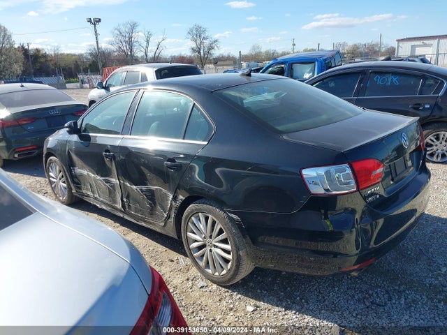 3VWL07AJ5EM211922 Volkswagen Jetta 1.8t Sel