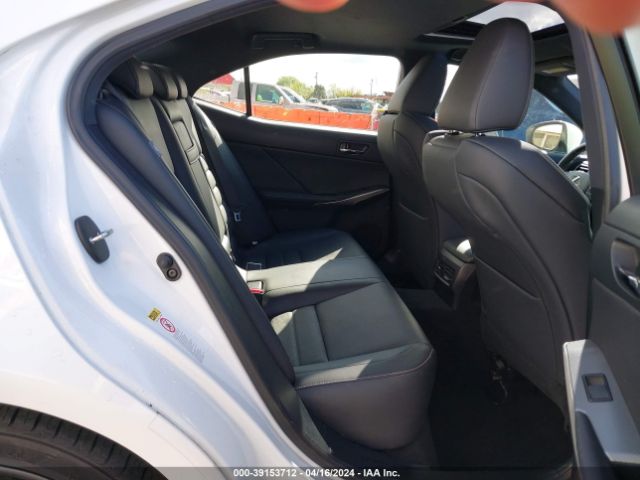 JTHBA1D23G5033030 Lexus IS 200T
