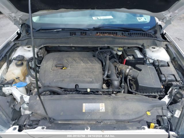 1FA6P0HD0E5365887 Ford FUSION SE