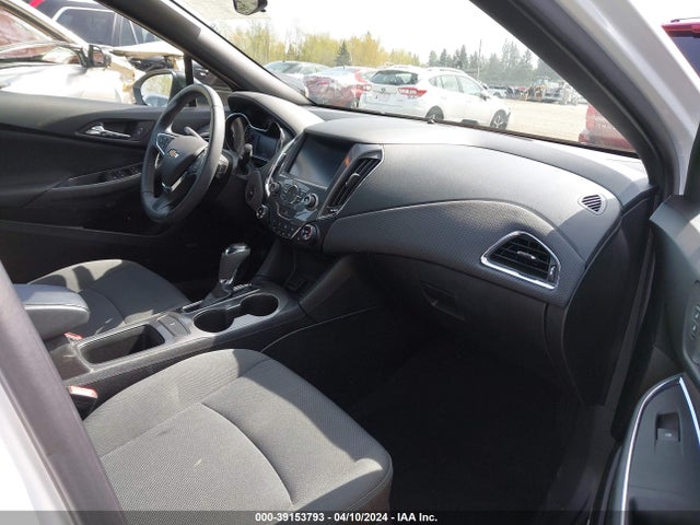 Chevrolet Cruze Lt Auto 2018 3G1BE6SMXJS647232 Image 5