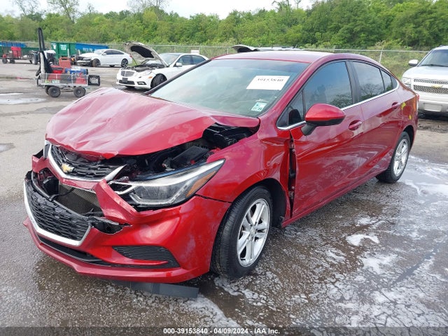 Chevrolet Cruze Lt Auto 2018 1G1BE5SM0J7187295 Image 2