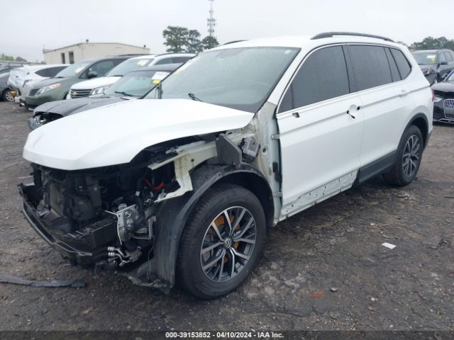 3VV3B7AX3LM137139 Volkswagen Tiguan 2.0t Se/2.0t Se R-line Black/2.0t Sel