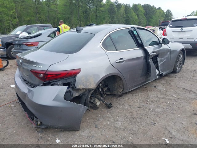 ZARFAEDN8H7555510 Alfa Romeo Giulia Awd