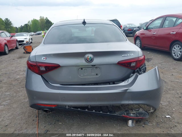 ZARFAEDN8H7555510 Alfa Romeo Giulia Awd