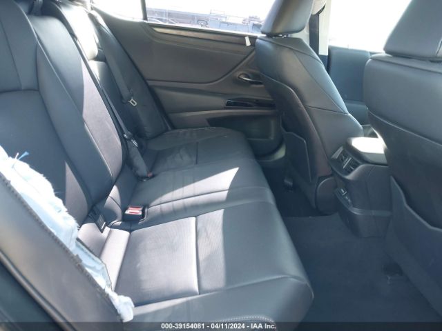 58ADA1C18PU036762 Lexus ES 300H