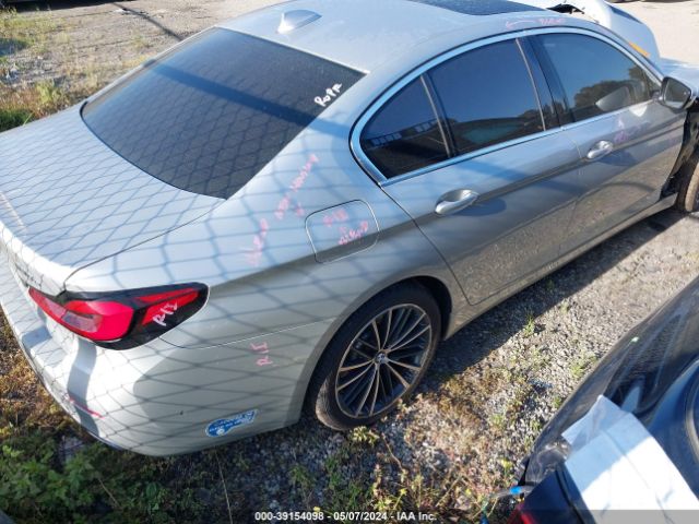 WBA13AG03MCG26587 BMW 530e
