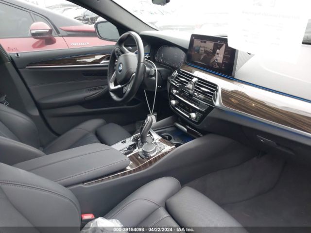 WBA13AG03MCG26587 BMW 530e
