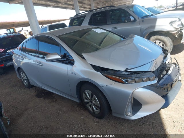 Toyota Prius Prime Plus 2018 JTDKARFP2J3100762 Image 12