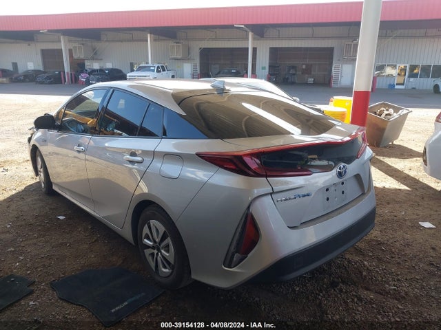 Toyota Prius Prime Plus 2018 JTDKARFP2J3100762 Image 3