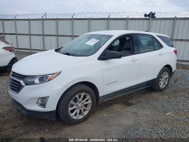 Chevrolet EQUINOX LS 2018 2GNAXHEV2J6345047 Image 2