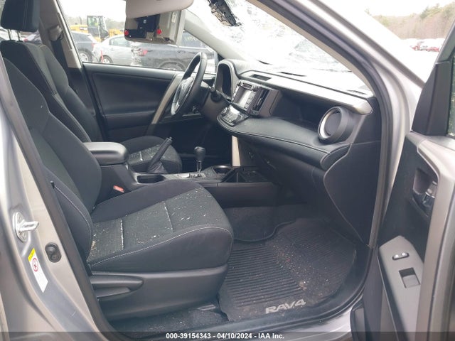 Toyota Rav4 Xle 2017 2T3RFREV6HW664373 Image 5