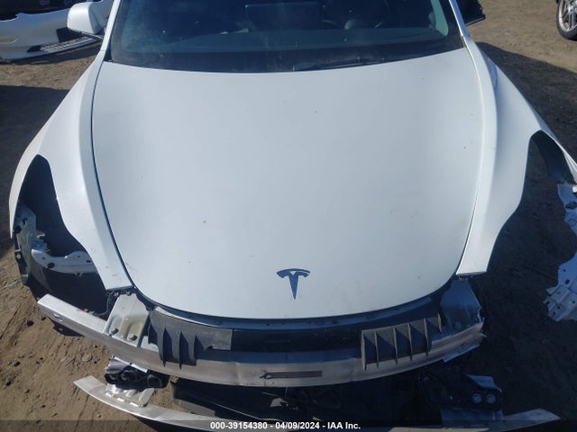 Tesla Model 3 Long Range Dual Motor All-wheel Drive 2022 5YJ3E1EB5NF341093 Image 10