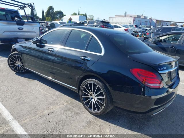 2017 MERCEDES-BENZ C 300 55SWF4JB3HU219143 Photo 2