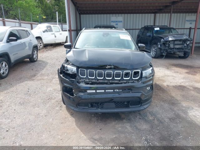3C4NJCBB9NT156468 Jeep Compass Latitude Fwd