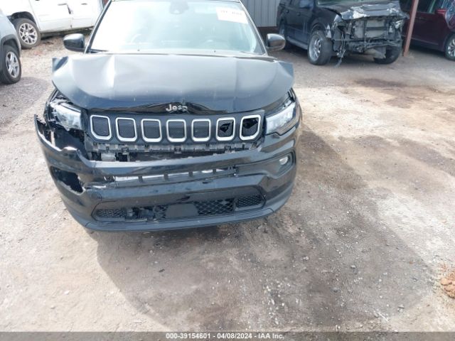 3C4NJCBB9NT156468 Jeep Compass Latitude Fwd