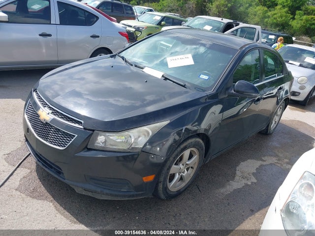 Chevrolet Cruze 1lt Auto 2014 1G1PC5SB3E7235324 Image 2