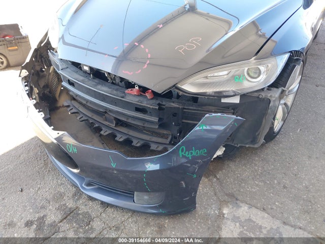 Tesla Model S 60/70/85 2015 5YJSA1H12FF096474 Image 6