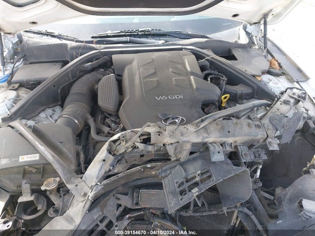 Hyundai Genesis 3.8 2016 KMHGN4JEXGU140282 Image 10