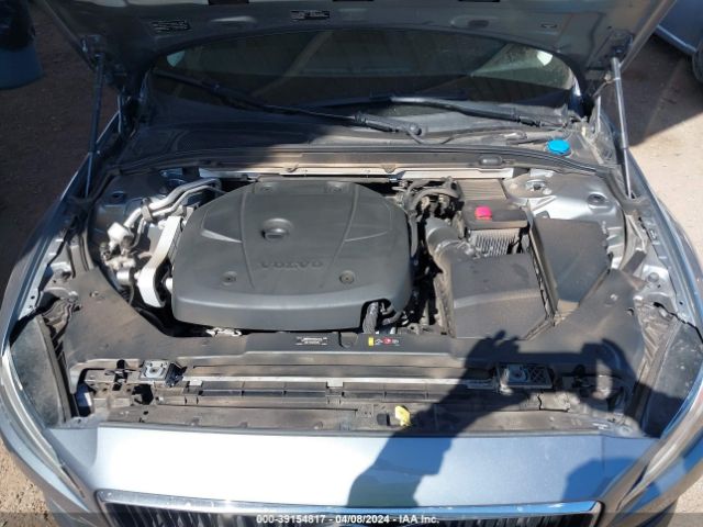 7JR102FK7KG018127 Volvo S60 T5 Momentum