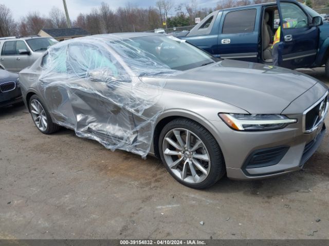 Aukcja sprzedaży 2020 Volvo S60 T6 Momentum, vin: 7JRA22TKXLG067807, numer aukcji: 39154832