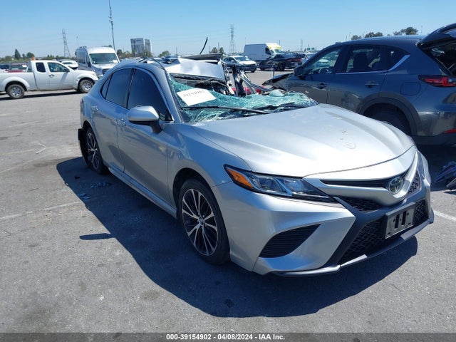 Toyota CAMRY SE 2019 4T1B11HK8KU737620 Image 1