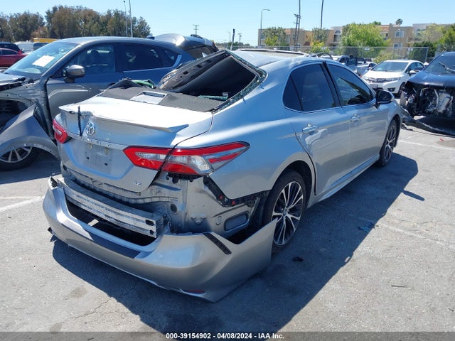 Toyota CAMRY SE 2019 4T1B11HK8KU737620 Image 4