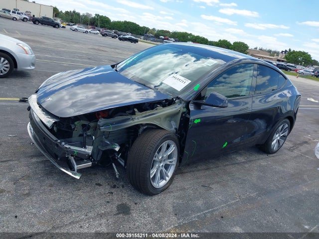 2024 TESLA MODEL Y 7SAYGDEE9RA256159 Photo 1