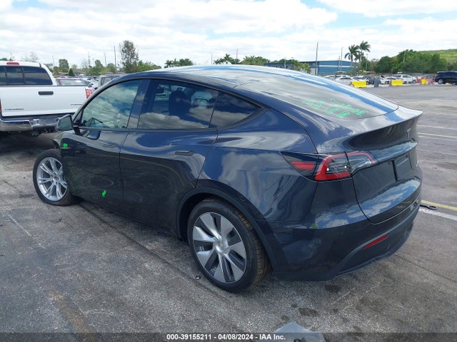 2024 TESLA MODEL Y 7SAYGDEE9RA256159 Photo 2