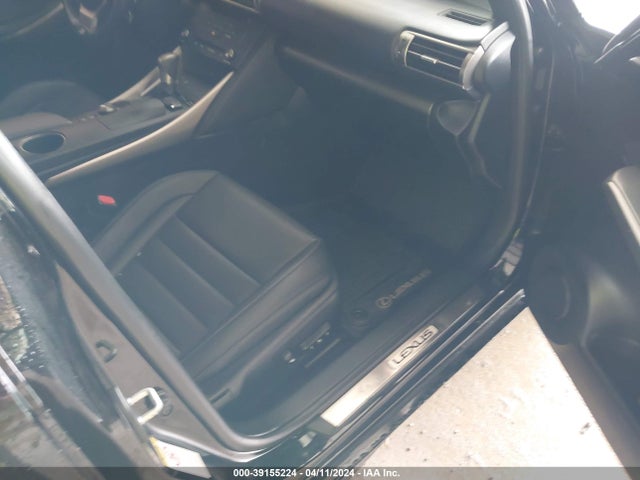 Lexus IS 250 2015 JTHCF1D20F5023057 Image 5