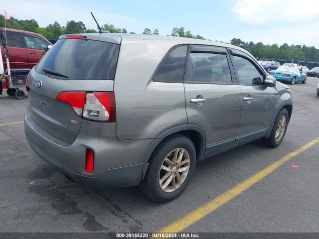 KIA SORENTO LX 2014 5XYKT4A66EG425623 Image 4