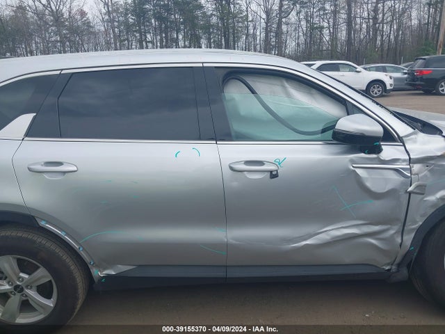 KIA SORENTO LX 2022 5XYRGDLC1NG108323 Image 13