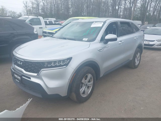 KIA SORENTO LX 2022 5XYRGDLC1NG108323 Image 2