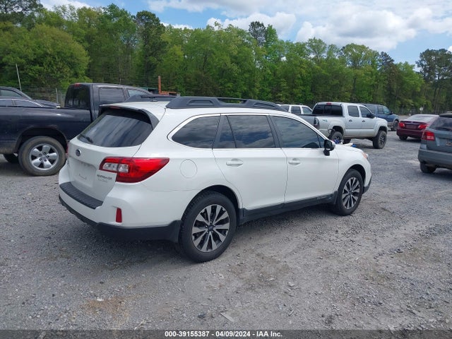 Subaru Outback 2.5i Limited 2015 4S4BSBLCXF3317680 Image 4