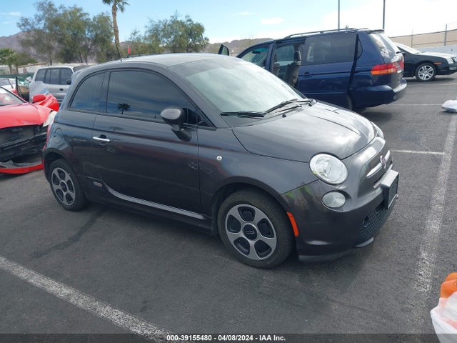 2015 FIAT 500E 3C3CFFGE4FT522940 Photo 0