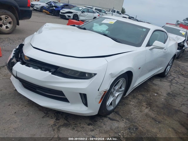 Chevrolet Camaro 1lt 2017 1G1FB1RX8H0186904 Image 2