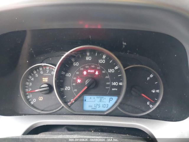 JTMZFREV3GJ083555 Toyota RAV4 LE