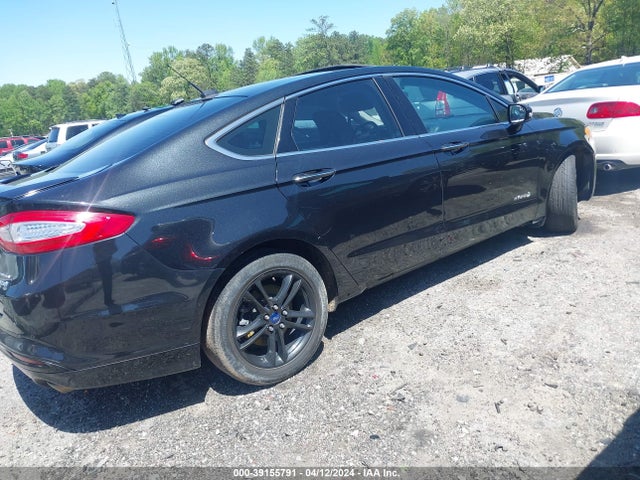 Ford Fusion Hybrid Titanium 2015 3FA6P0RU2FR246901 Image 18