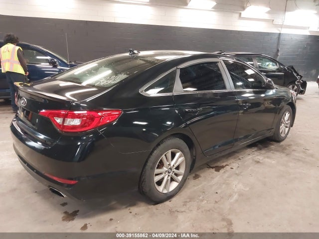 Hyundai SONATA SE 2016 5NPE24AF7GH345095 Image 4