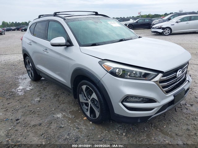2016 KM8J33A20GU149360 main image